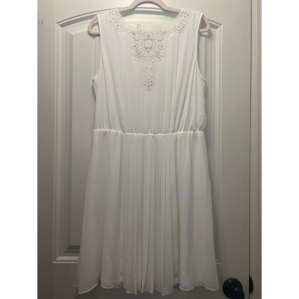 Jessica Simpson Women’s Coquette Lace Crochet Pleated Mini Dress Size 14 White